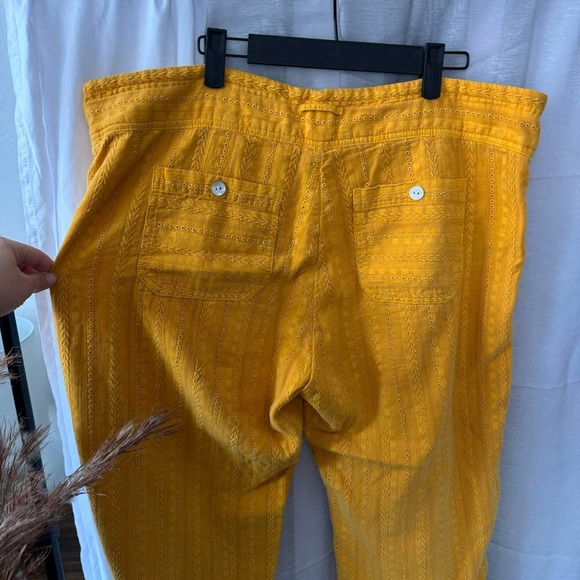 Sundance ✨🌞🌅🌼 mustard yellow wife leg flowy ladies trousers - size largeSOLD - Picture 8 of 8